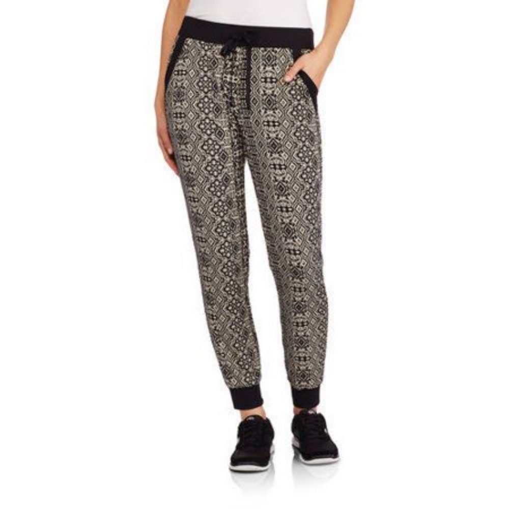 No Boundaries Joggers